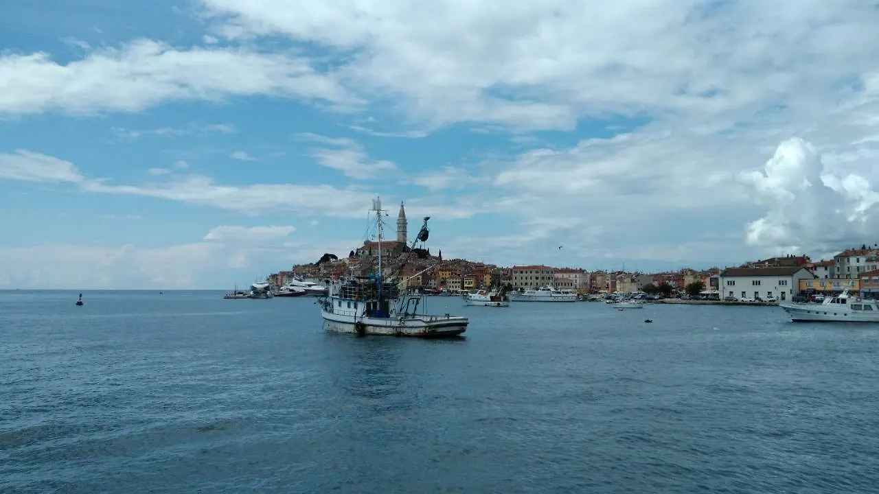 Anna'S Two Terrace Apartment Rovinj Kroatien