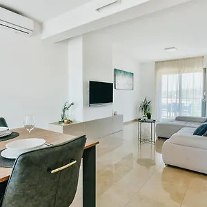  Apartment Rudan 2